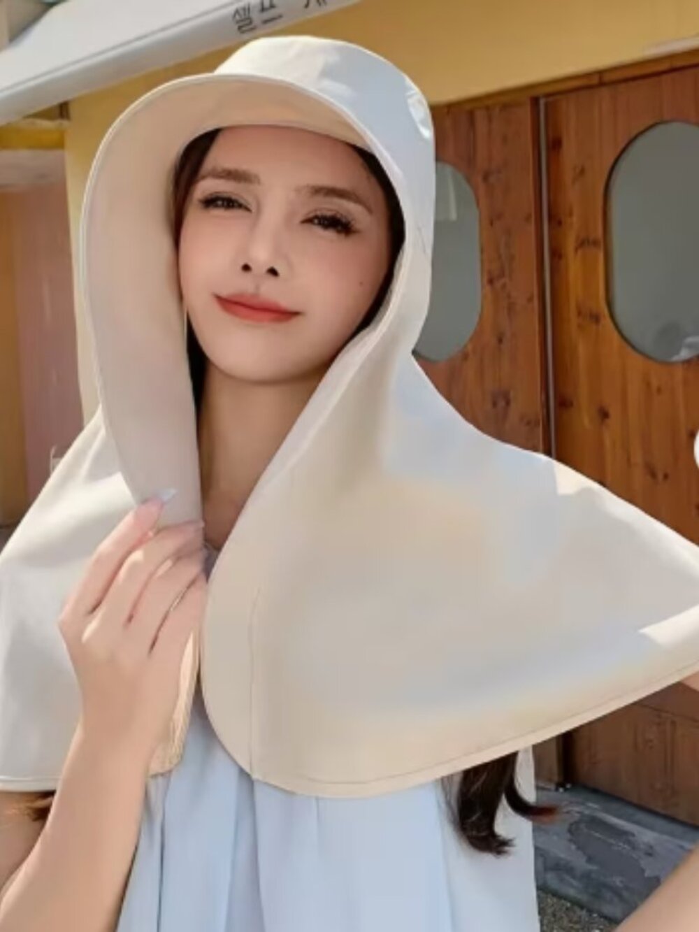 Women's Wide Brim Sun Hat Neck Flap Shawl UV Protection Beach Travel Beige